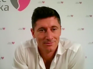 [WIDEO] „Komu Robert Lewandowski wręczyłby Złotą Piłkę?”. Mocna odpowiedź polskiego napastnika!