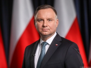 Prezydent podpisał ustawę ws. pomocy branżowej dla firm 