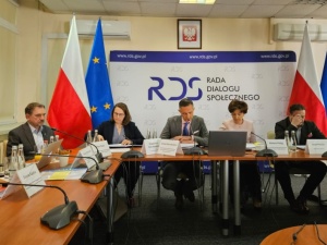 Rada Dialogu Społecznego: trzy filary projektu budżetu państwa na 2024 rok