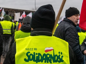 Zakaz wjazdu traktorów do Warszawy. Jest stanowisko Solidarności RI