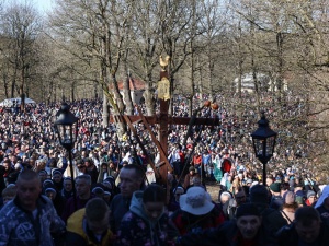 Ponad 85 tys. pątników wzięło udział w Misterium Męki Pańskiej w Kalwarii Zebrzydowskiej