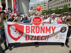 W Warszawie wyruszył Marsz dla Życia i Rodziny