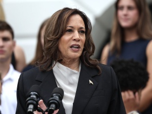 Sondaż przedwyborczy Trump–Harris