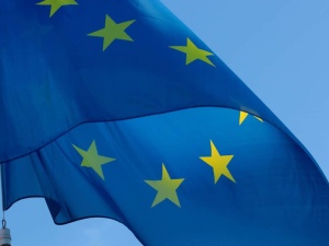 Komisja Europejska wszczęła procedurę naruszenia prawa przeciwko Polsce 