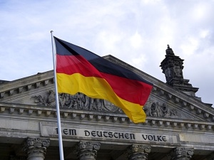 Polityk Lewicy w Bundestagu: Niemcy muszą zapewnić miliard euro Polakom ocalałym z II wojny światowej