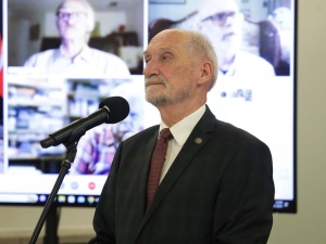 Antoni Macierewicz ujawnia nowe materiały. „Nie ma wątpliwości, że to był zamach”