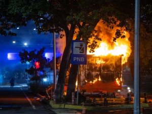 Wenezuelczycy wyszli na ulice. Doszło do gwałtownych protestów [WIDEO]