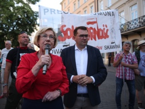 Przetasowania w PiS. Barbara Nowak z nową funkcją