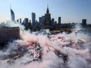 Godzina „W” w Warszawie. Tak oddano hołd Powstańcom Warszawskim [FOTO, WIDEO]