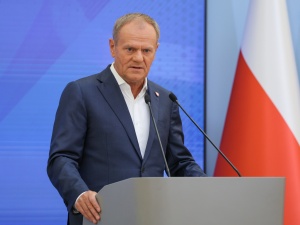 Tusk zapowiedział tropienie układu zamkniętego. Błaszczak odpowiada 