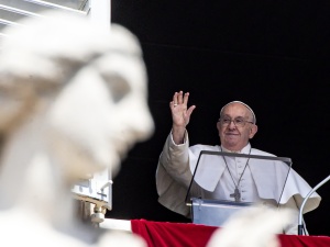 Franciszek do Komitetu na rzecz Prześladowanych Chrześcijan: Potrzeba Ewangelii pokoju