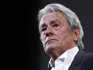 Alain Delon prosił o katolicki pogrzeb