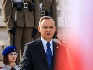 Tak Andrzej Duda pokonał parlamentarzystów [NAJNOWSZY SONDAŻ]