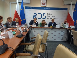 Rada Dialogu Społecznego. NSZZ „Solidarność” domaga sie konsultacji planu budżetowo-strukturalnego