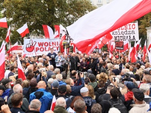 Trwa protest przed Ministerstwem Sprawiedliwości