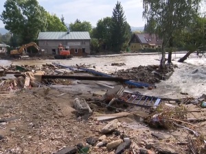 Powodzie w Polsce. Burmistrz Stronia Śląskiego: Błagam o pomoc