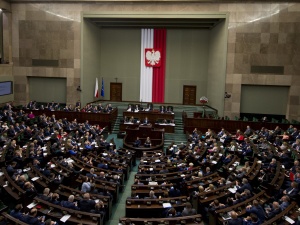 S apeluje do posłów w sprawie ustawy budżetowej. Chodzi o podwyżki dla budżetówki