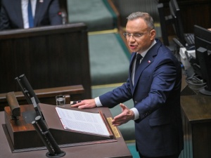 Orędzie prezydenta Dudy. Zamiast rozwoju państwa polowanie na czarownice