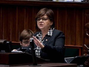 Dramat pacjentów w Polsce. Premier powinien jak najszybciej zdymisjonować minister Leszczynę