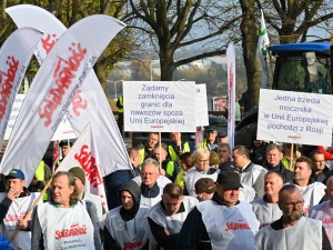  Solidarność protestowała w Szczecinie w obronie zagrożonych miejsc pracy