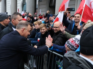 Widok jest prawdziwie zatrważający. Co się stało Andrzejowi Dudzie?