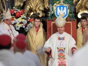 Ingres bp. Wojciecha Osiala do Bazyliki Katedralnej w Łowiczu