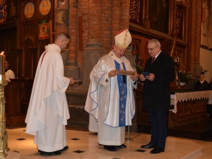 Przewodniczący podlaskiej S uhonorowany medalem Mater Misericordiae Archidiecezji Białostockiej