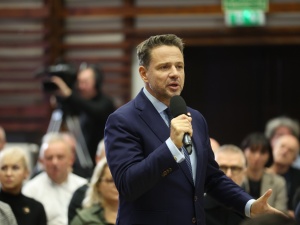 Trzaskowski napisał list do członków partii. Skrytykował karierę na salonach