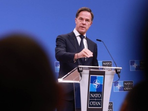 Rutte: Rosja i Chiny próbują destabilizować państwa NATO