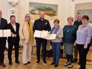 Wrocław. Solidarność wynegocjowała podwyżki dla nauczycieli