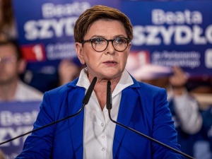 Policja wpadła do posiadłości Reyndersa. Beata Szydło nie przebierała w słowach