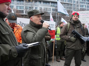 „Lasy Państwowe, nie Mikołajowe!”. Protesty leśników w Warszawie