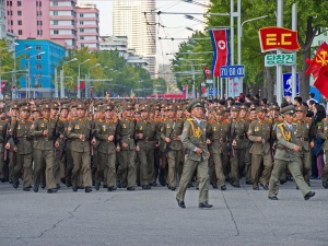 Żołnierze z Korei Północnej nie chcą się poddawać. Decydują się na drastyczny krok