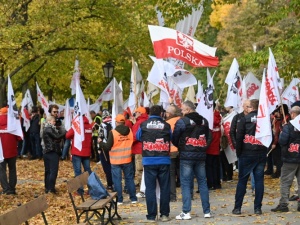 Związkowcy dziękują Węglokoksowi za uratowanie Huty Częstochowa