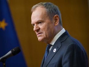 Tusk ma problem. Najnowszy sondaż partyjny CBOS