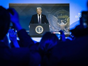 Trump połączył się z Davos i przekazał, że kończy z Zielonym Ładem