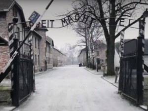 Dziś 80. rocznica wyzwolenia niemieckiego nazistowskiego obozu koncentracyjnego i zagłady Auschwitz-Birkenau