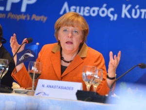 Powinna po prostu milczeć. Wściekłość w Niemczech po słowach Merkel