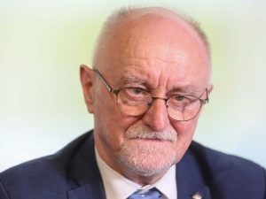 Prokuratura Bodnara nie wierzy prof. Malickiemu, że został pobity