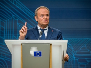 Tusk dalej brnie. Polska nie będzie implementowała żadnego Paktu migracyjnego