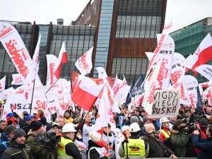 Precz z Zielonym Ładem! Solidarność powitała Ursulę von der Leyen w Gdańsku