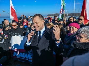 Stara się oszukać Polaków. Karol Nawrocki skrytykował premiera Tuska ws. ograniczenia prawa do azylu