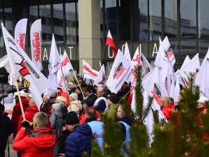 „Poczta polska, nie niemiecka”. Protest NSZZ „Solidarność” w obronie Poczty Polskiej