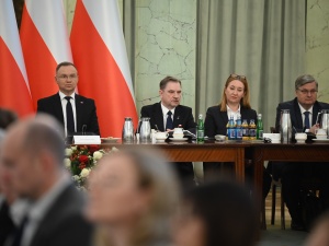 Piotr Duda: Mamy dzisiaj tłusty czwartek, ale rynek pracy do tłustych nie należy