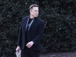 Musk: Jeśli wyłączę Starlinki, front na Ukrainie upadnie