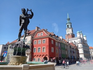 Wysoce nadprogramowa ilość pracy, sytuacja zagrażająca zdrowiu​ psychicznemu. Pracownicy CUWJO w Poznaniu alarmują