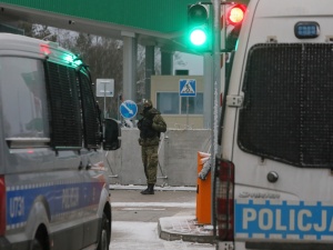 Francuski dziennikarz chciał wyjaśnień w sprawie zatrzymania go przy polsko-białoruskiej granicy. Sam okazał się pracownikiem tuby Kremla