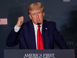 „Ameryka została sprowadzona na kolana, jest dziś szambem!” Zaskakująca zapowiedź Donalda Trumpa