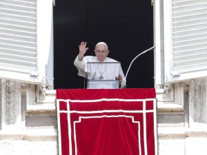 Papież: Maryja pokazuje nam, że niebo jest w zasięgu ręki