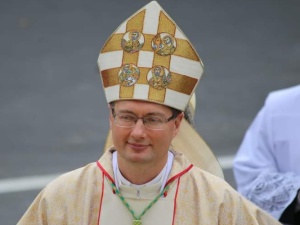 „Ukraińskie serce pęka, słysząc słowa papieża”. Nuncjusz apostolski wezwany do ukraińskiego MSZ